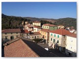 Panorama dal campanile verso la piazza  (Foto P. Pagnini)