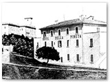 L'Hotel Pineta visto da via Roma, all'angolo fra via Marconi e l'Aurelia