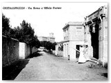 1916 - L'ufficio postale in via Roma aperto nel 1905.