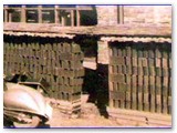 1954 - Fornace Donati -  Mattoni in essiccazione coperti con stoie di canne