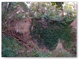 La diga del Muraglione con la muratura caduta.