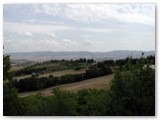 Il Il panorama verso est godibile dalla terrazza della Fattoria di Castello 
