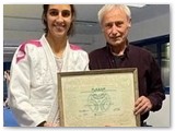 Premiazione per lunica cintura nera 8 dan di judo in Toscana