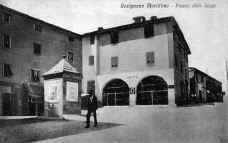 1931_piazza_delle_Logge.jpg (38741 byte)