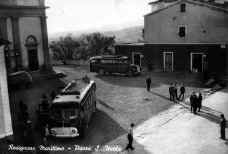 1951_Piazza_S_Nicola.jpg (34456 byte)