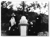 1932