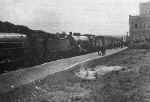 49_3-7-1910--Il-treno-inaug.jpg (16990 byte)