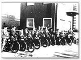 1936 - La squadra Motociclisti del Dopolavoro (Foto Lia Magnaschi)