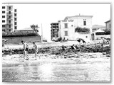 1963 - A sinistra il primo palazzo a 7 piani della zona, pronto nel 1961