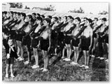 1934 - Il plotone degli Avanguardisti moschettieri che partecip al campo Dux del 1934 (foto C.Marchi da 'Ciminiera dimezzata' di Celati-Gattini)