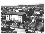 Cartolina case quadrifamiliari impiegati intorno alla chiesa su via Albertelli (tipo 9 bis del 1940)