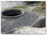 Fortino al limite della spiaggia (Foto L.Vannucci)