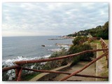 La costa sud del promontorio dal solarium dell'ex tiro a volo (Foto Dal Canto)