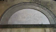 cimitero_ingresso.jpg (23959 byte)
