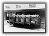 Anni '40 - Trasporto ferroviario di acido cloridrico in giare di gres smaltato.