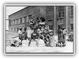 1938 - Lavori di costruzione. A dx il fabbricato con la prima sala celle.