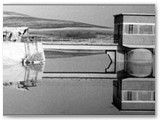 1965 - La cabina di controllo si specchia nel lago