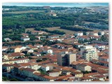 L'area fra la ferrovia ed il mare